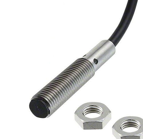 Czujnik indukcyjny E2BS08KS02WPB22M