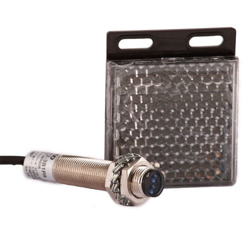 Czujnik optyczny G12-3B1PA z lusterkiem