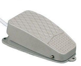 Przełącznik nożny FS-2